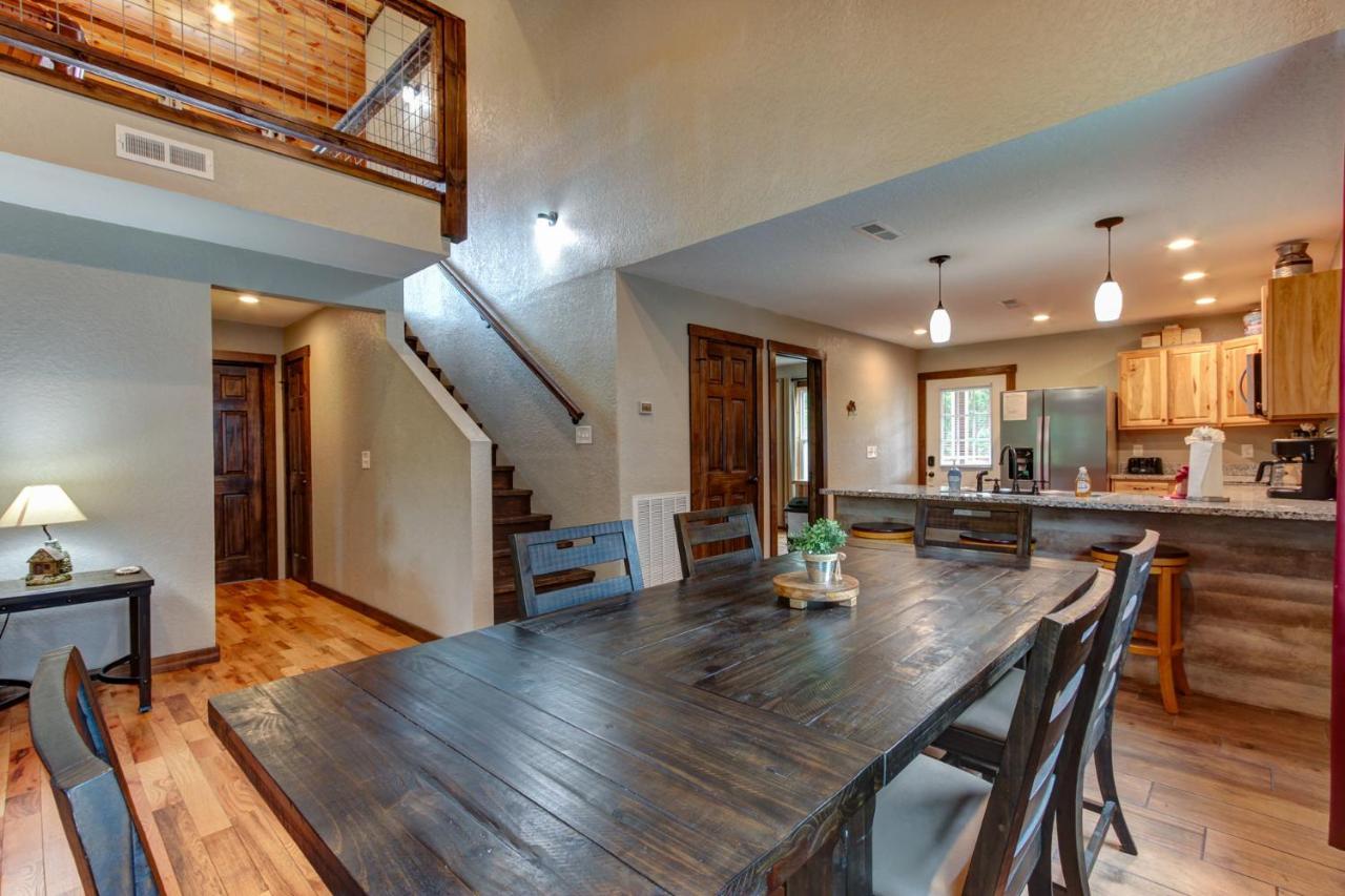 3 Master Bedrooms - Sleeps 10 - Location - Game Room - Hot Tub Pigeon Forge Εξωτερικό φωτογραφία